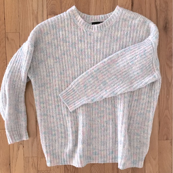 Forever 21 Sweaters - 3/$20! Pastel oversized knit sweater green pink cream